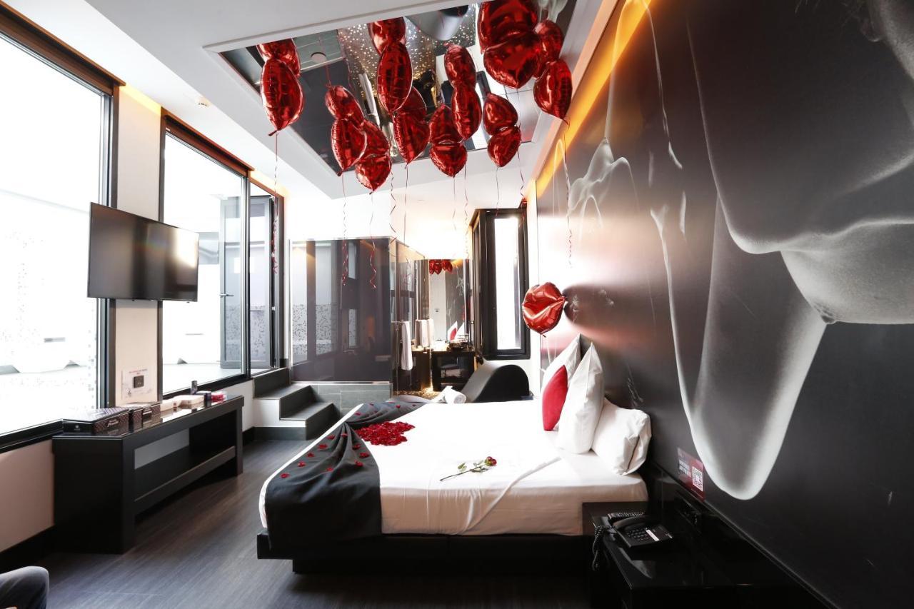Hotel Loob Madrid (Adults Only) توريخون ذي أرذوث المظهر الخارجي الصورة